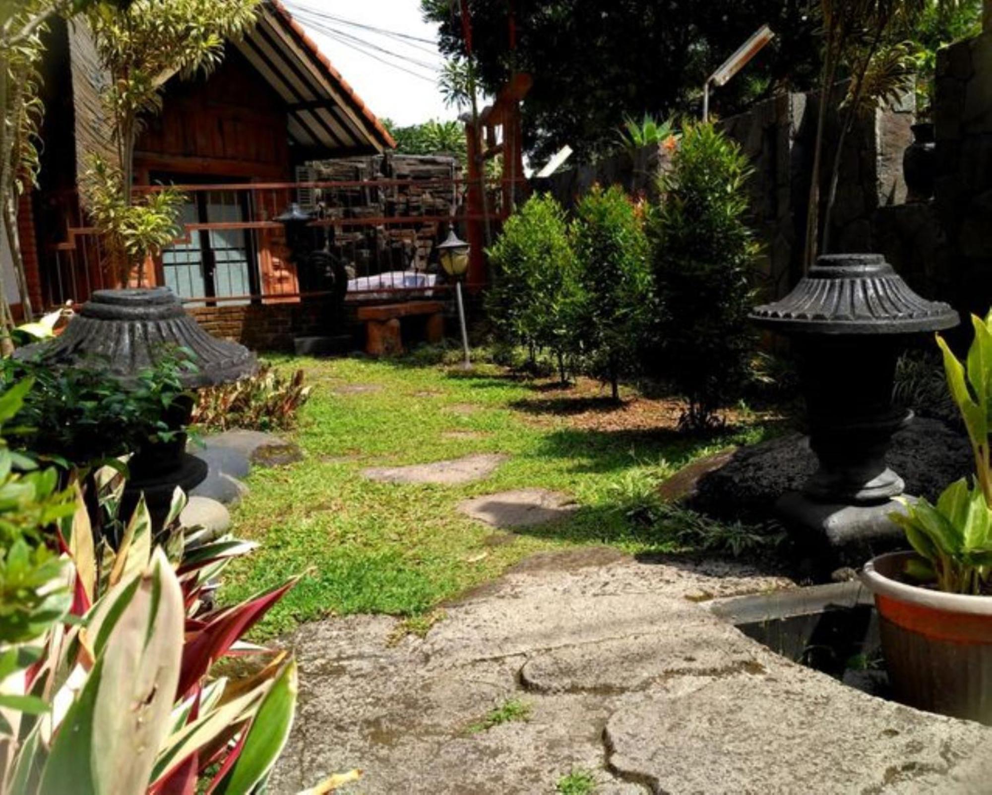 Puri Larasati Hotel